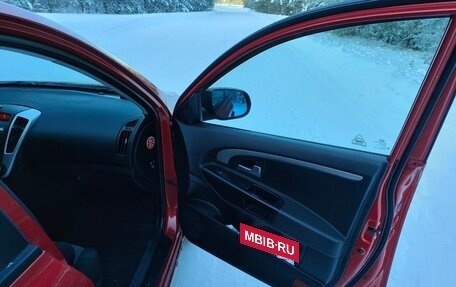 KIA cee'd I рестайлинг, 2011 год, 760 000 рублей, 7 фотография