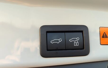 Toyota RAV4, 2026 год, 4 600 000 рублей, 12 фотография