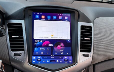 Chevrolet Cruze II, 2011 год, 750 000 рублей, 16 фотография