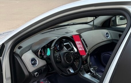 Chevrolet Cruze II, 2011 год, 750 000 рублей, 11 фотография