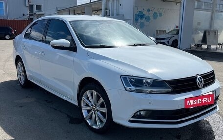 Volkswagen Jetta VI, 2017 год, 1 580 000 рублей, 3 фотография