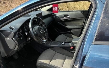 Mercedes-Benz GLA, 2019 год, 1 890 000 рублей, 10 фотография