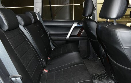 Toyota Land Cruiser Prado 150 рестайлинг 2, 2017 год, 4 679 000 рублей, 12 фотография