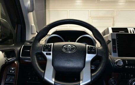 Toyota Land Cruiser Prado 150 рестайлинг 2, 2017 год, 4 679 000 рублей, 15 фотография