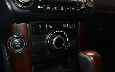 Toyota Land Cruiser Prado 150 рестайлинг 2, 2017 год, 4 679 000 рублей, 20 фотография