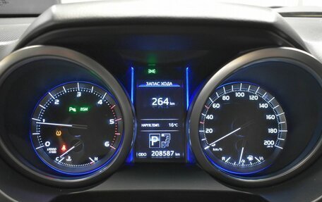 Toyota Land Cruiser Prado 150 рестайлинг 2, 2017 год, 4 679 000 рублей, 29 фотография