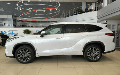 Toyota Highlander, 2026 год, 5 900 000 рублей, 10 фотография