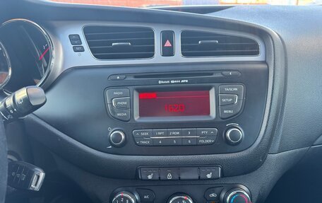 KIA cee'd III, 2014 год, 700 000 рублей, 12 фотография