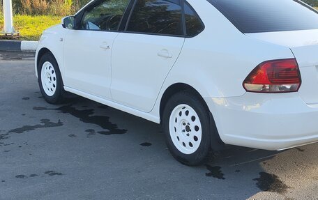 Volkswagen Polo VI (EU Market), 2011 год, 650 000 рублей, 11 фотография