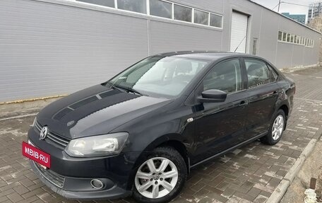 Volkswagen Polo VI (EU Market), 2011 год, 789 000 рублей, 2 фотография