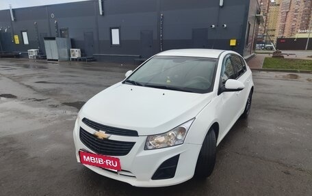 Chevrolet Cruze II, 2014 год, 775 000 рублей, 2 фотография