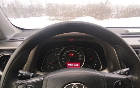 Toyota RAV4, 2015 год, 2 050 000 рублей, 3 фотография