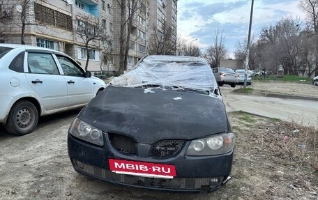 Nissan Almera, 2004 год, 90 000 рублей, 3 фотография
