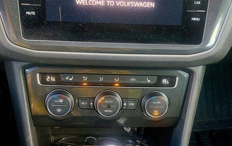 Volkswagen Tiguan II, 2019 год, 2 680 000 рублей, 5 фотография