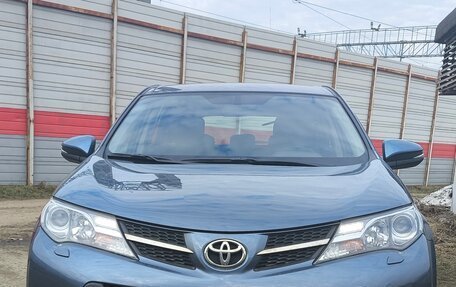 Toyota RAV4, 2013 год, 2 450 000 рублей, 2 фотография