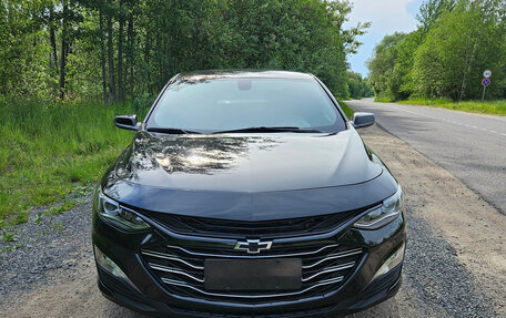 Chevrolet Malibu IX, 2020 год, 1 650 000 рублей, 2 фотография