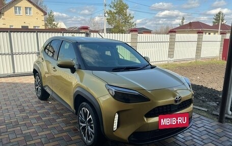 Toyota Yaris Cross, 2020 год, 2 200 000 рублей, 3 фотография