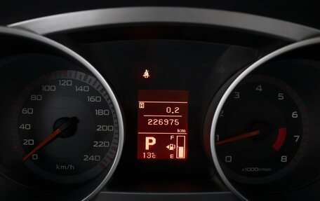 Mitsubishi Outlander III рестайлинг 3, 2008 год, 1 100 000 рублей, 12 фотография