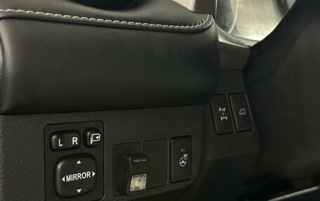 Toyota RAV4, 2017 год, 2 250 000 рублей, 10 фотография