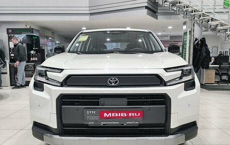 Toyota RAV4, 2025 год, 4 820 000 рублей, 2 фотография