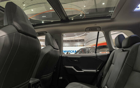 Toyota RAV4, 2025 год, 4 820 000 рублей, 15 фотография