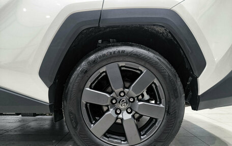 Toyota RAV4, 2025 год, 4 820 000 рублей, 22 фотография