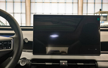 Toyota RAV4, 2025 год, 4 820 000 рублей, 18 фотография