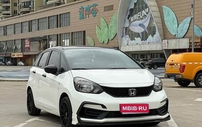 Honda Fit, 2021 год, 1 090 000 рублей, 1 фотография