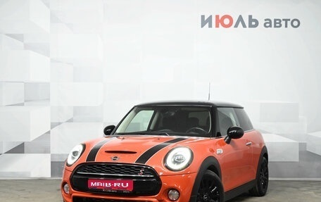 MINI Hatch, 2018 год, 2 850 000 рублей, 1 фотография