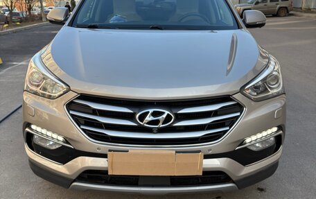 Hyundai Santa Fe III рестайлинг, 2015 год, 2 599 000 рублей, 21 фотография