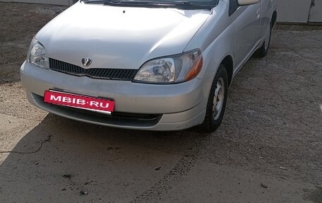 Toyota Platz, 2000 год, 280 000 рублей, 4 фотография