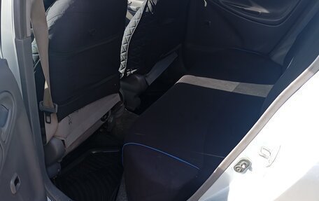 Toyota Platz, 2000 год, 280 000 рублей, 10 фотография