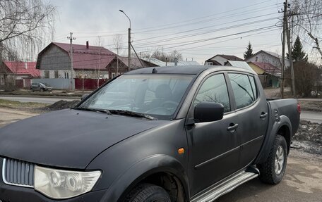 Mitsubishi L200 IV рестайлинг, 2008 год, 850 000 рублей, 3 фотография