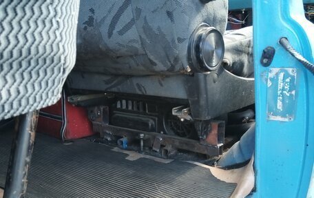 ЛуАЗ 3151, 1997 год, 550 000 рублей, 4 фотография