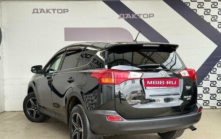 Toyota RAV4, 2014 год, 1 935 000 рублей, 6 фотография
