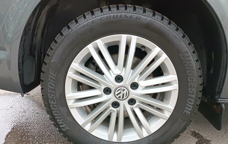 Volkswagen Caravelle T6 рестайлинг, 2015 год, 2 890 000 рублей, 12 фотография