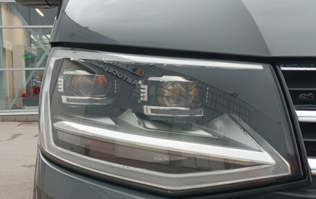 Volkswagen Caravelle T6 рестайлинг, 2015 год, 2 890 000 рублей, 10 фотография