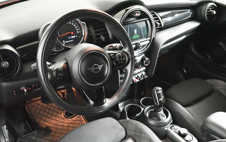 MINI Hatch, 2018 год, 2 850 000 рублей, 13 фотография