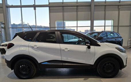Renault Kaptur I рестайлинг, 2020 год, 1 650 000 рублей, 4 фотография