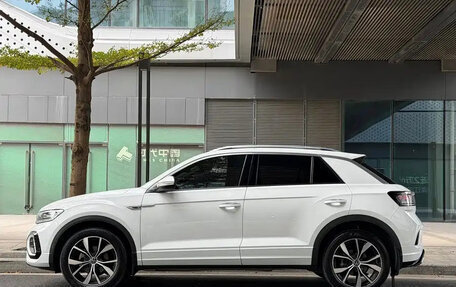 Volkswagen T-Roc I, 2023 год, 1 899 123 рублей, 4 фотография