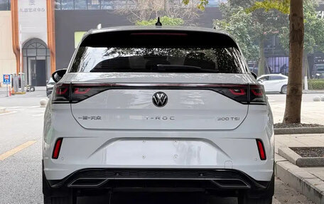 Volkswagen T-Roc I, 2023 год, 1 899 123 рублей, 5 фотография