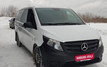 Mercedes-Benz Vito, 2015 год, 2 120 000 рублей, 2 фотография