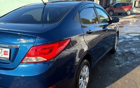 Hyundai Solaris II рестайлинг, 2016 год, 950 000 рублей, 5 фотография