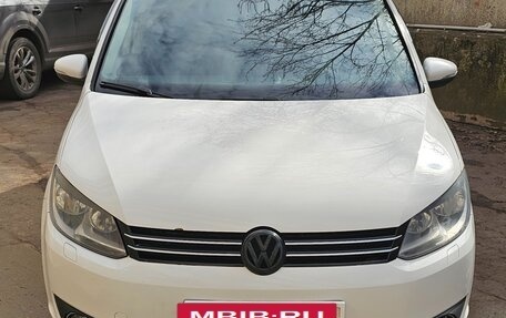 Volkswagen Touran III, 2012 год, 756 000 рублей, 3 фотография