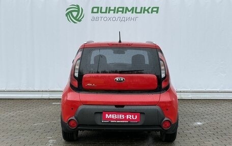 KIA Soul II рестайлинг, 2014 год, 1 000 000 рублей, 6 фотография