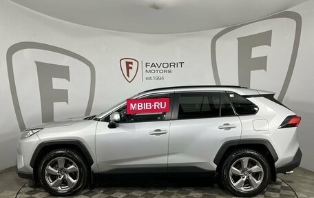 Toyota RAV4, 2020 год, 3 244 000 рублей, 5 фотография