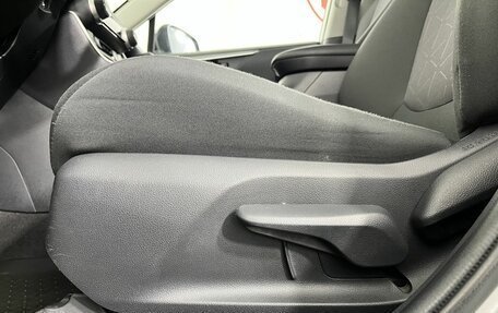 Toyota RAV4, 2020 год, 3 244 000 рублей, 10 фотография