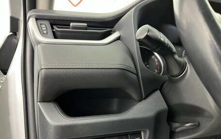 Toyota RAV4, 2020 год, 3 244 000 рублей, 9 фотография