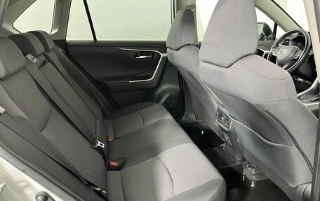 Toyota RAV4, 2020 год, 3 244 000 рублей, 16 фотография