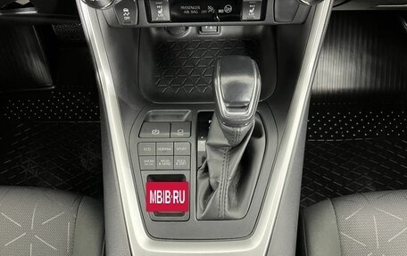 Toyota RAV4, 2020 год, 3 244 000 рублей, 13 фотография